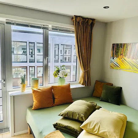 アパート Stylish Free Parking With Balcony *